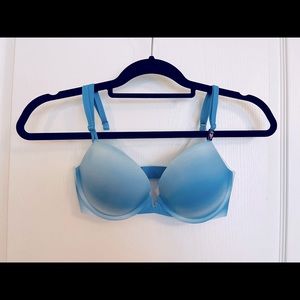 Victoria Secret Bra 32D